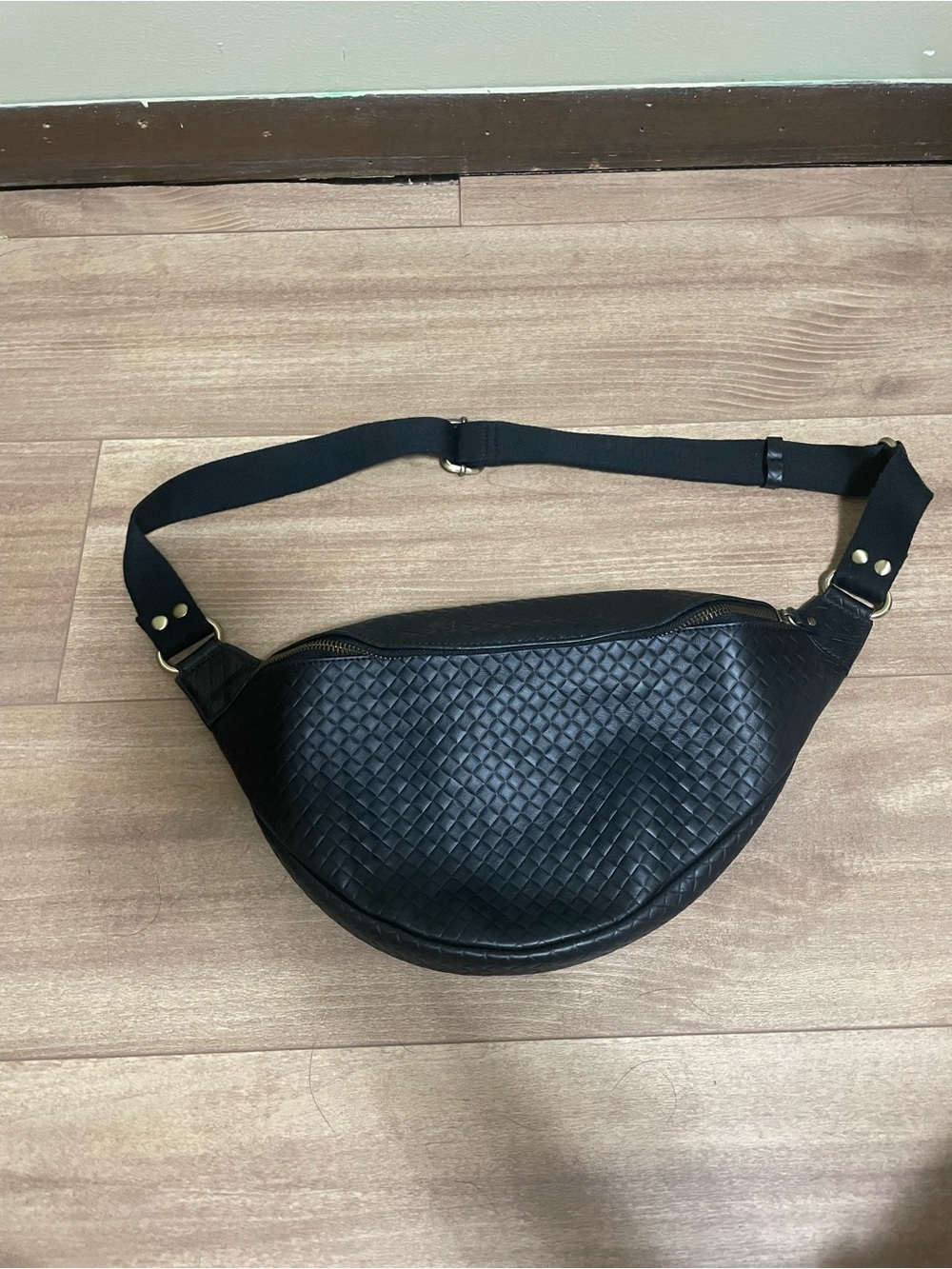 Black Woven Leather Belt Bag - Unbranded